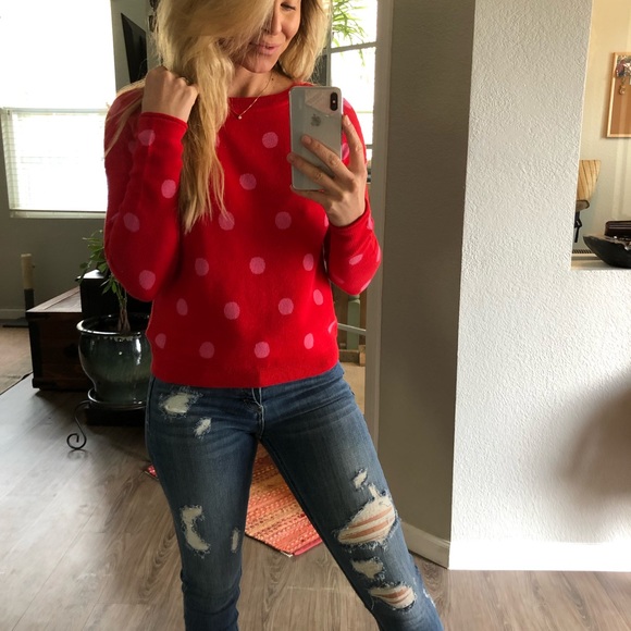 🚫 SOLD OUT | Love Dot Sweater - Picture 3 of 8